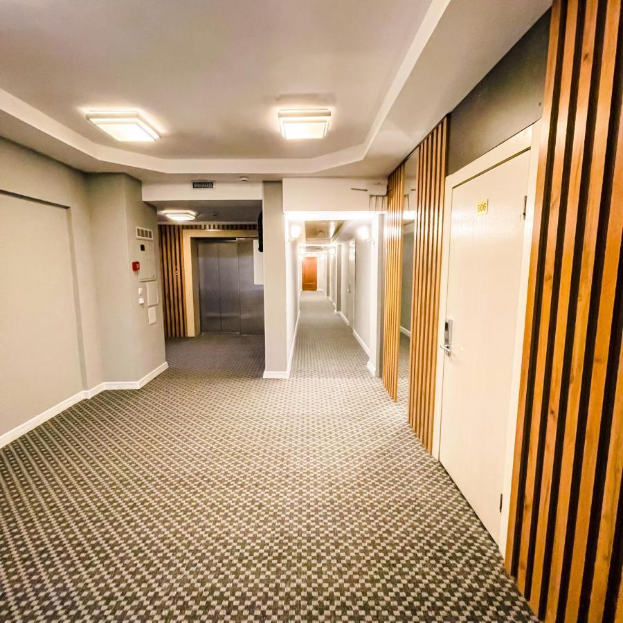 Golden Palace Hotel Алма Ата Екстериор снимка