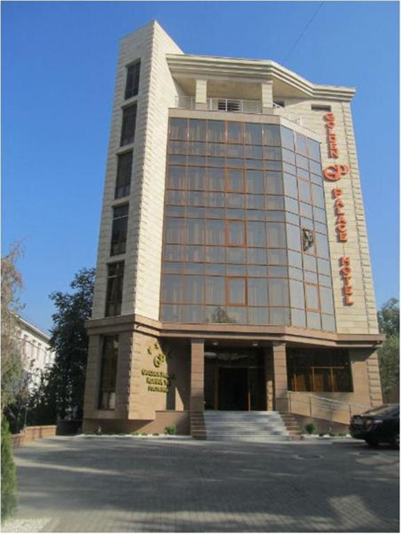 Golden Palace Hotel Алма Ата Екстериор снимка