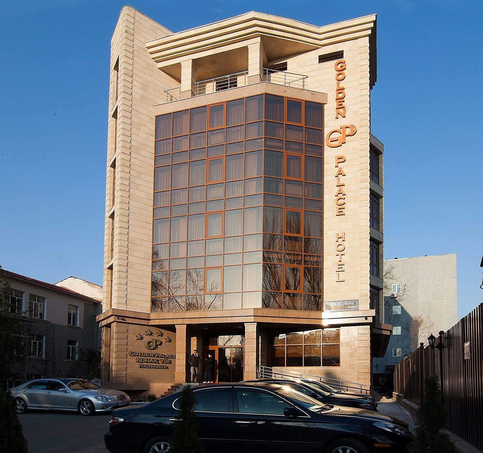 Golden Palace Hotel Алма Ата Екстериор снимка