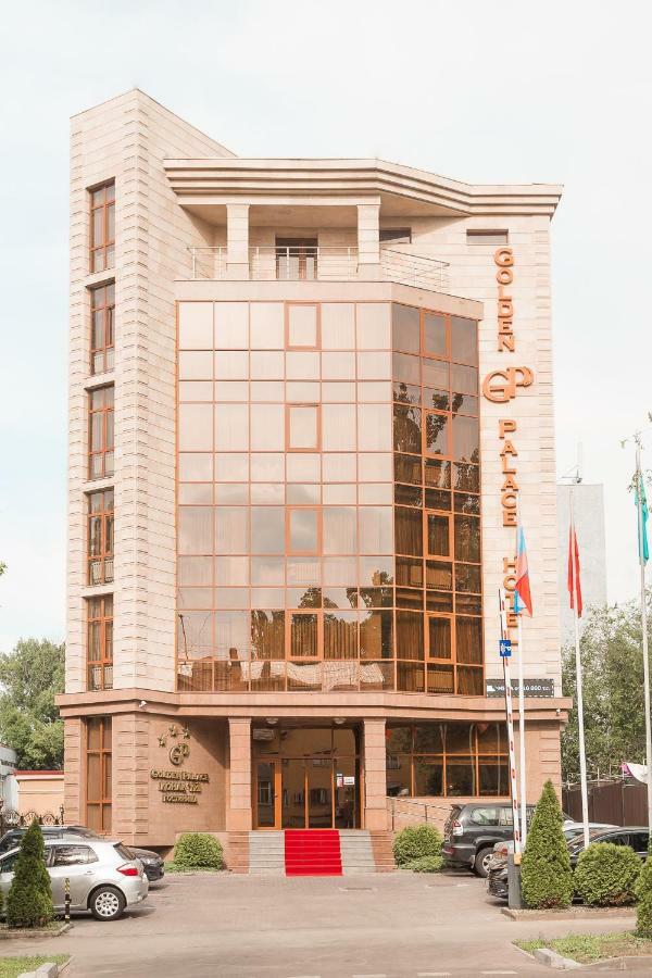 Golden Palace Hotel Алма Ата Екстериор снимка