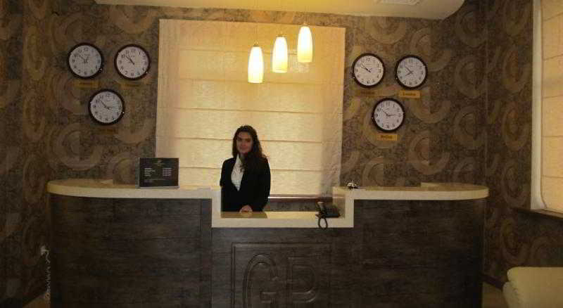 Golden Palace Hotel Алма Ата Екстериор снимка