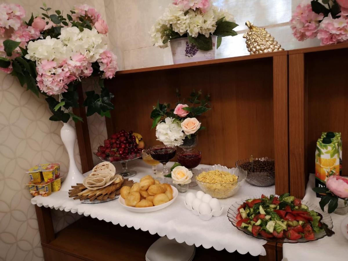 Golden Palace Hotel Алма Ата Екстериор снимка